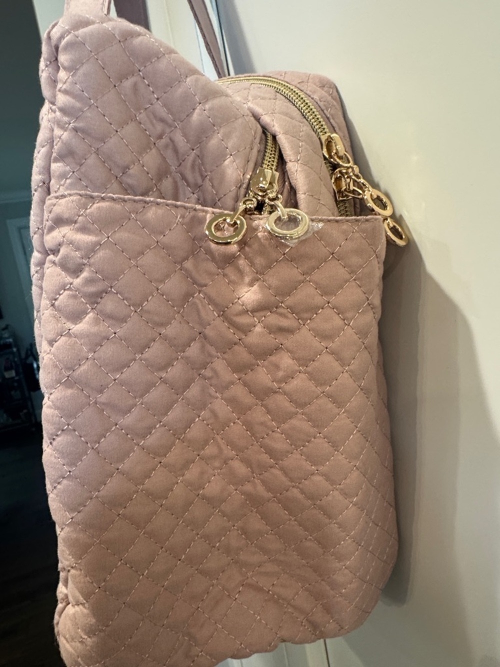 Bagsmart Blush Pink Quilted Weekender Bag - Picture 5 of 11